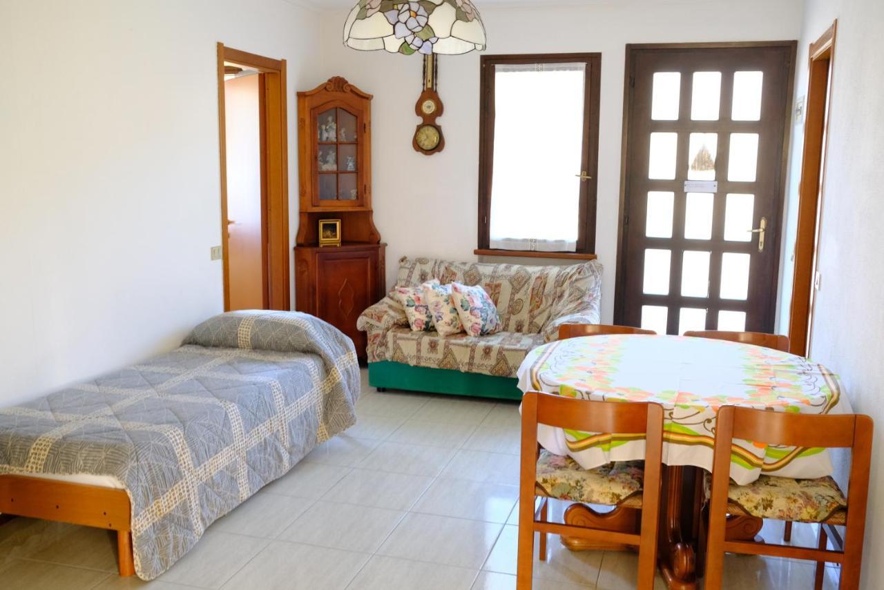 Hotel Il Canneto Porto Ceresio Ngoại thất bức ảnh